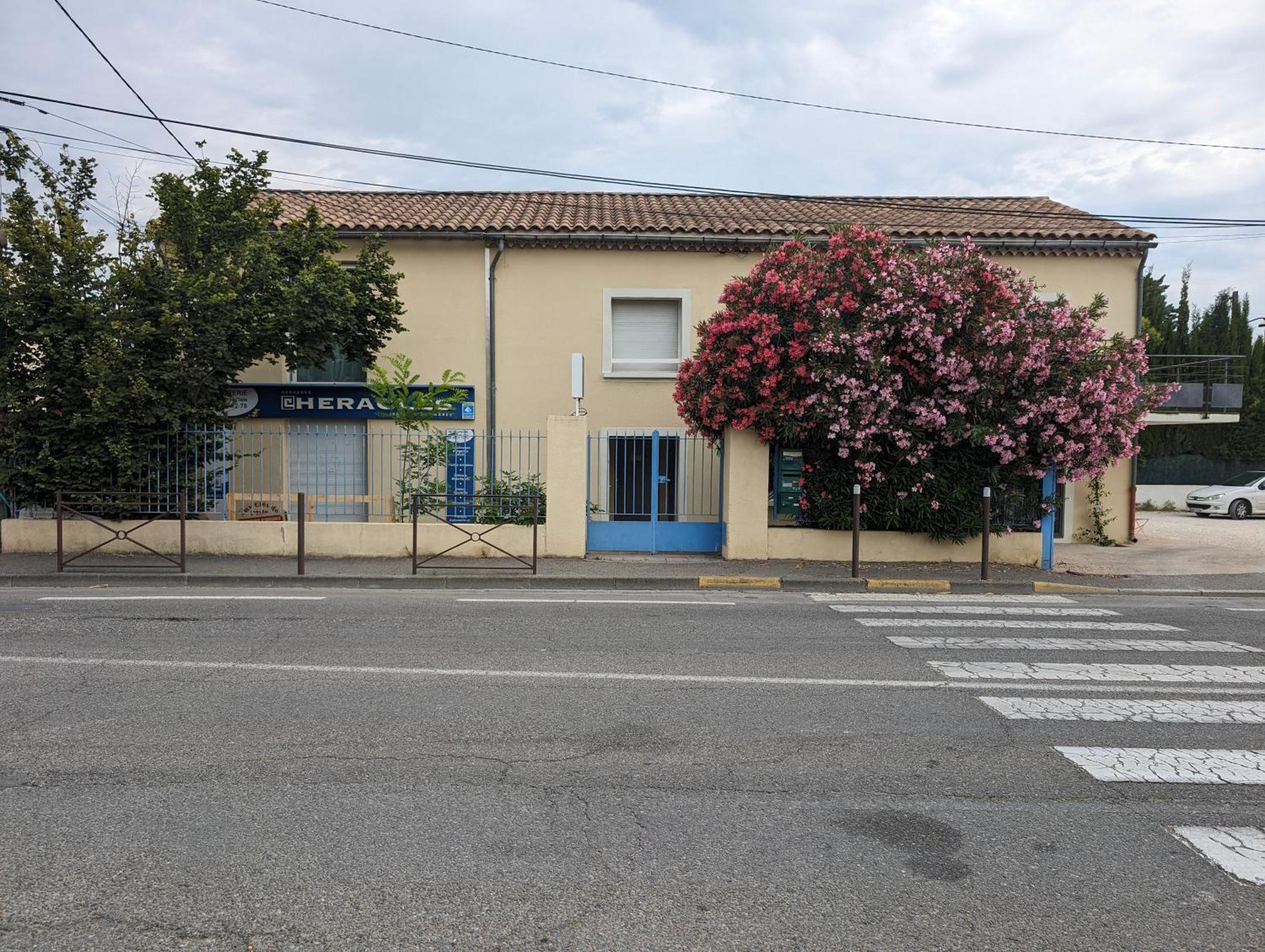 Ferienwohnung L'Instant Sorgue LʼIsle-sur-la-Sorgue Exterior foto
